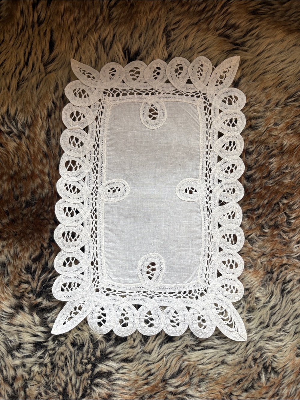 Handcrafted White Lace Linen Doily - Home Dining